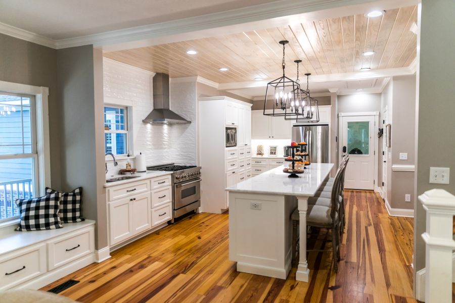 Home Improvement by Mo Roofing & Construction